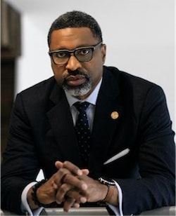 Derrick Johnson: Panelist 