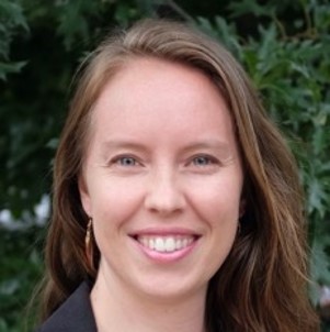 Anna Kaplan headshot 